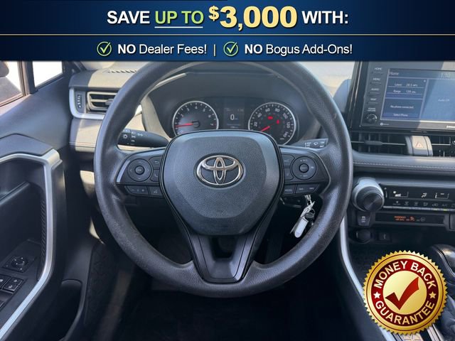 Used 2021 Toyota RAV4 LE FWD image 18