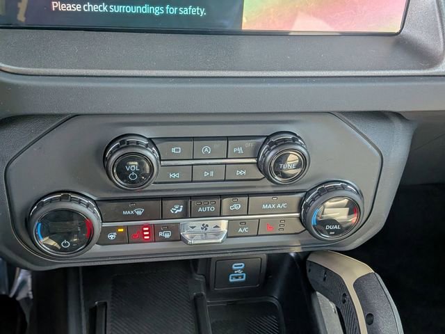 Used 2025 Ford Bronco Badlands AWD/4WD image 24