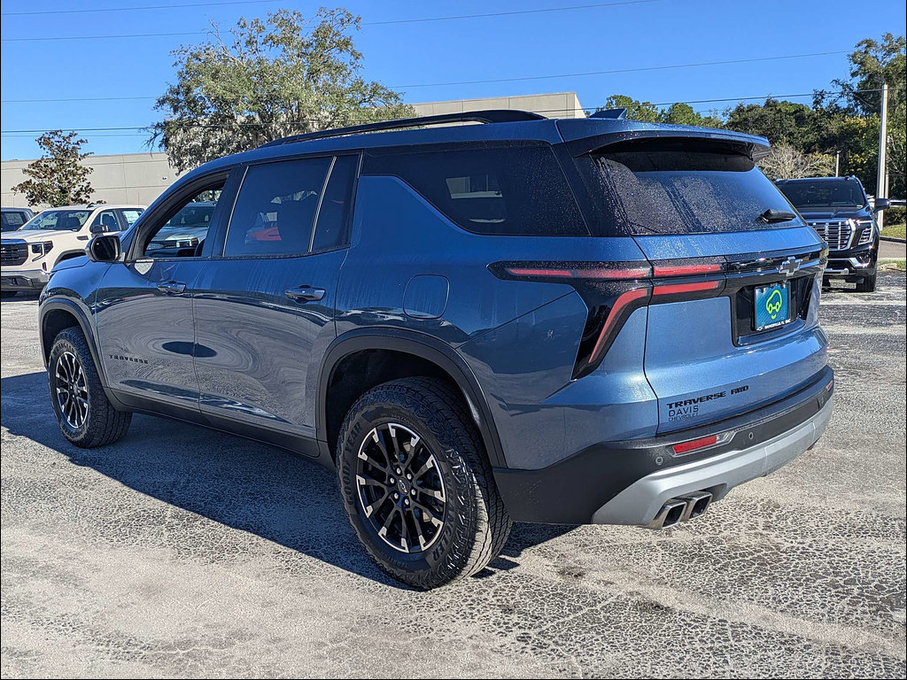 Used 2024 Chevrolet Traverse Z71 AWD/4WD image 19