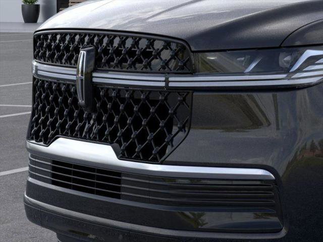 New 2026 Lincoln Navigator L Reserve w/ Jet Appearance Package image 17