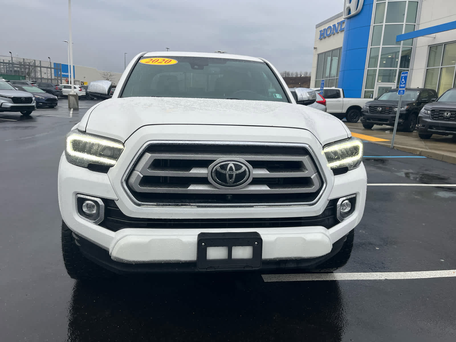 Used 2020 Toyota Tacoma Limited image 5