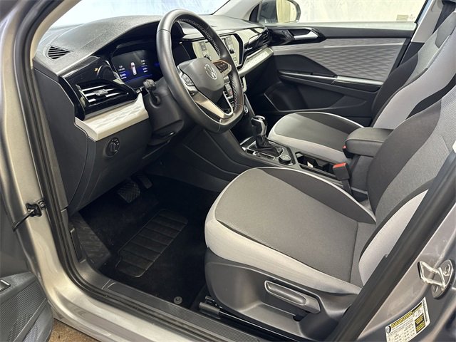 Used 2024 Volkswagen Taos S image 11