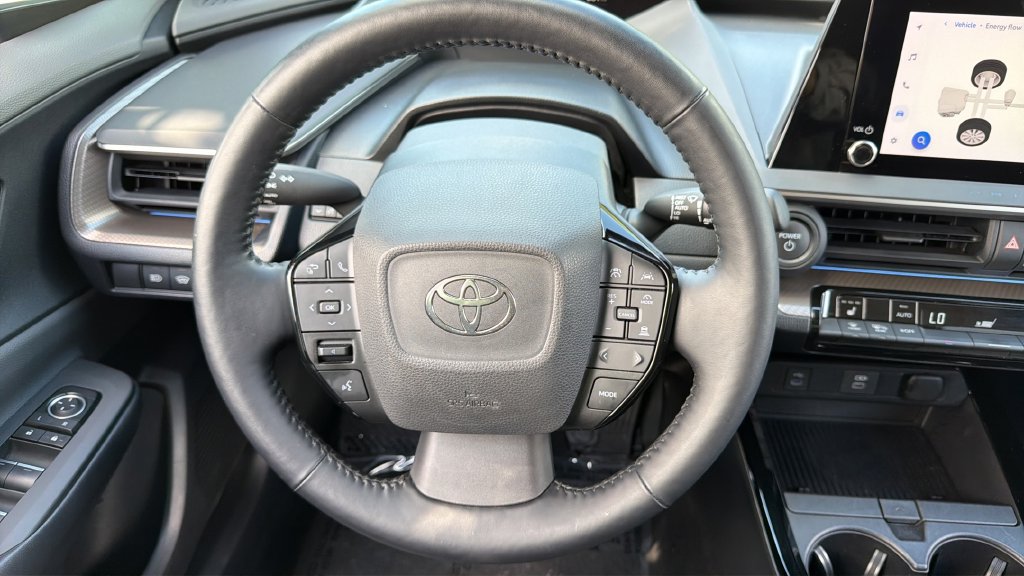 Used 2023 Toyota Prius XLE FWD image 13