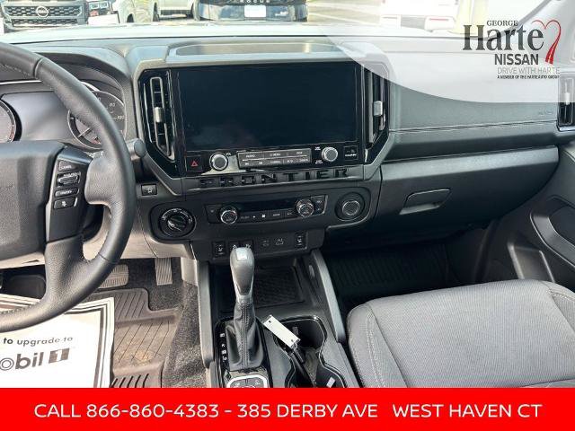 Certified 2026 Nissan Frontier SV w/ All-Weather Content Package AWD/4WD image 16