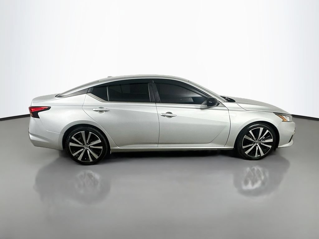 Used 2022 Nissan Altima 2.5 SR FWD image 7