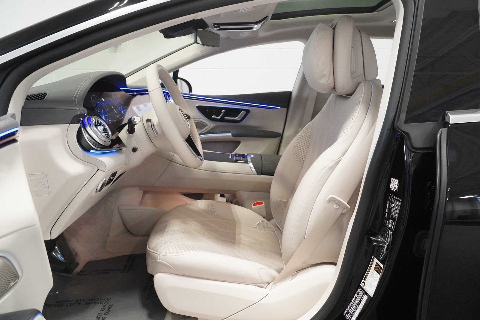 Certified 2023 Mercedes-Benz EQS 580 4MATIC Sedan image 11