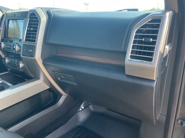 Used 2016 Ford F150 Lariat w/ Equipment Group 502A Luxury image 58