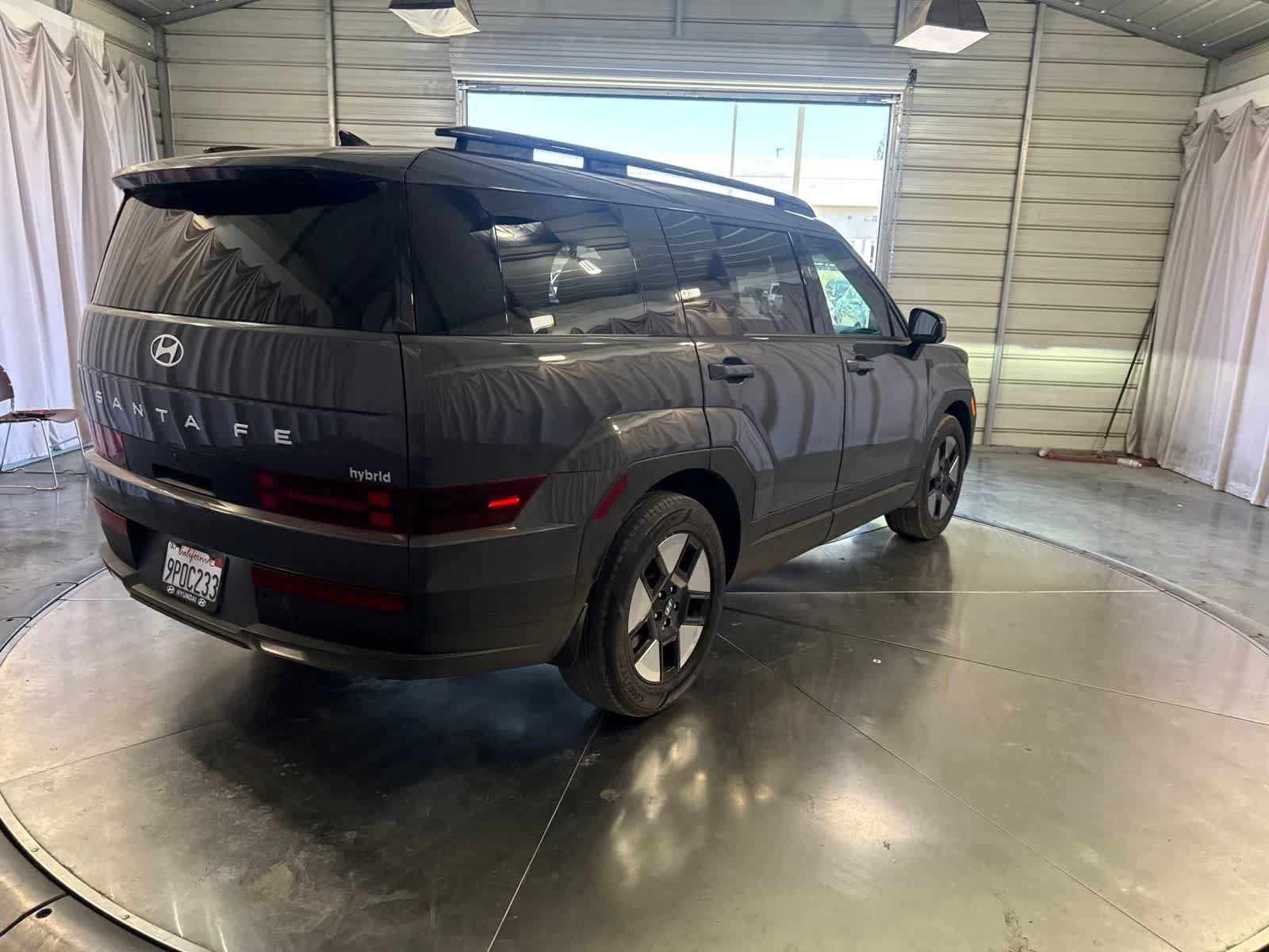 Used 2024 Hyundai Santa Fe SEL FWD image 5