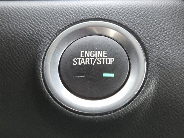 Used 2023 GMC Terrain SLT w/ Infotainment Package II image 16