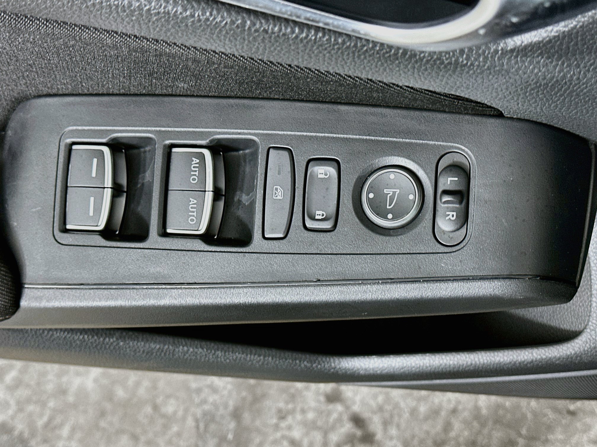 Used 2025 Honda Civic LX image 15