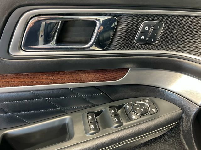 Used 2016 Ford Explorer Platinum image 6