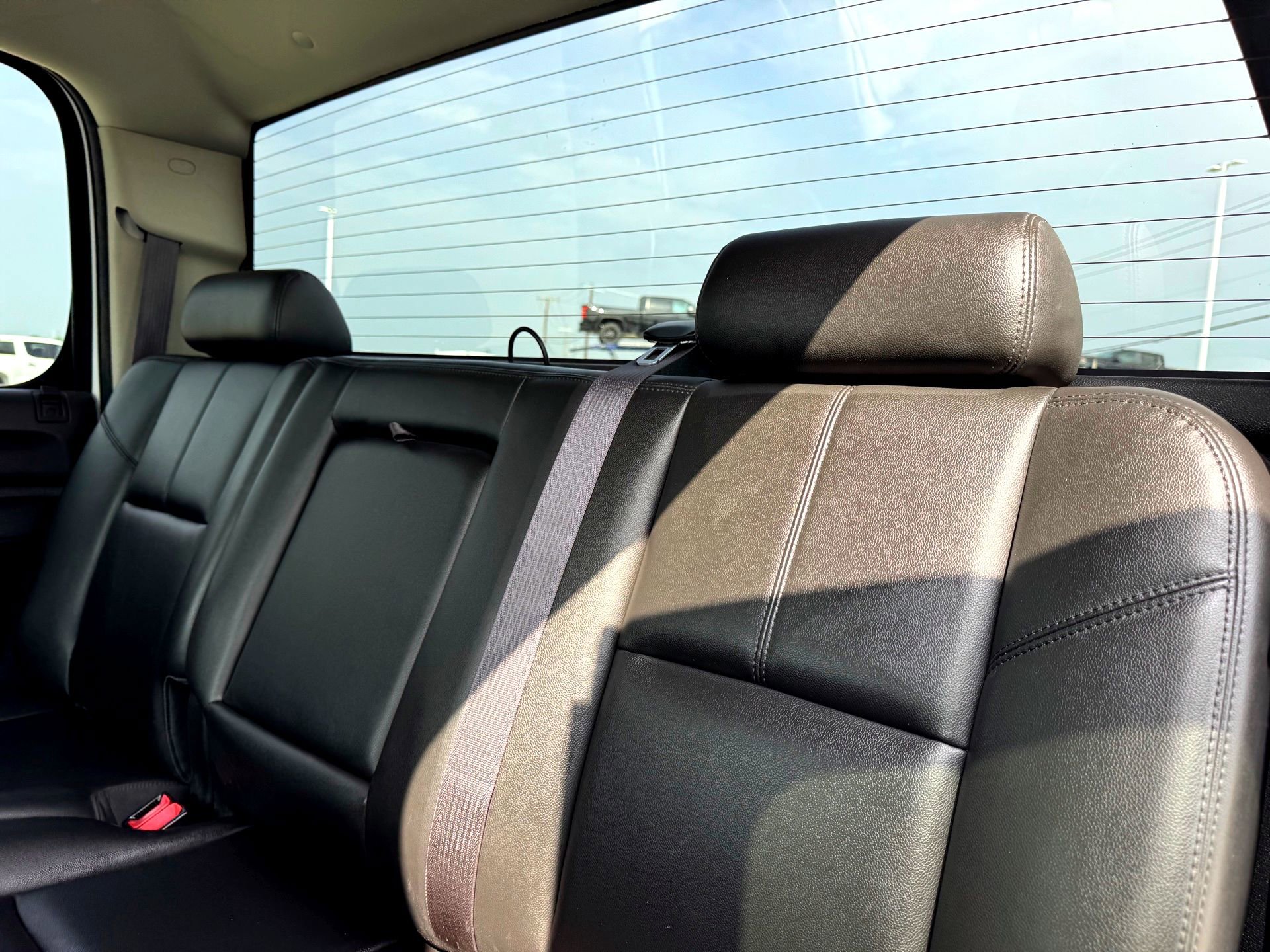 Used 2014 Chevrolet Silverado 2500 LT w/ Z71 Appearance Package AWD/4WD image 16