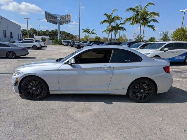 Used 2015 BMW M235i Coupe image 3