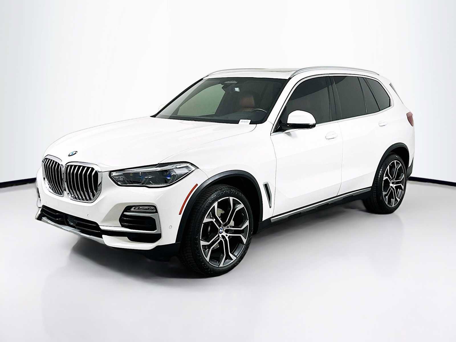 Used 2021 BMW X5 xDrive40i w/ Executive Package 2 AWD/4WD image 1
