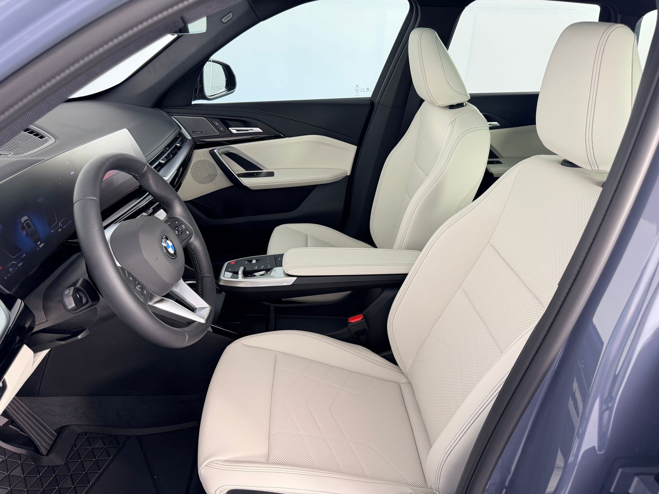 New 2026 BMW X1 xDrive28i w/ Convenience Package AWD/4WD image 5