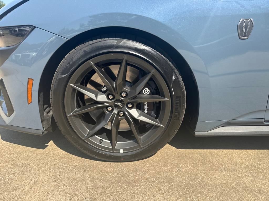 New 2025 Ford Mustang Dark Horse image 24