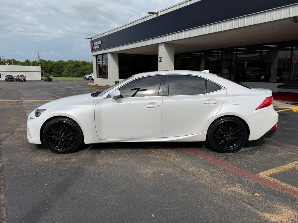 Used 2019 Lexus IS 300 w/ Premium Package RWD image 8