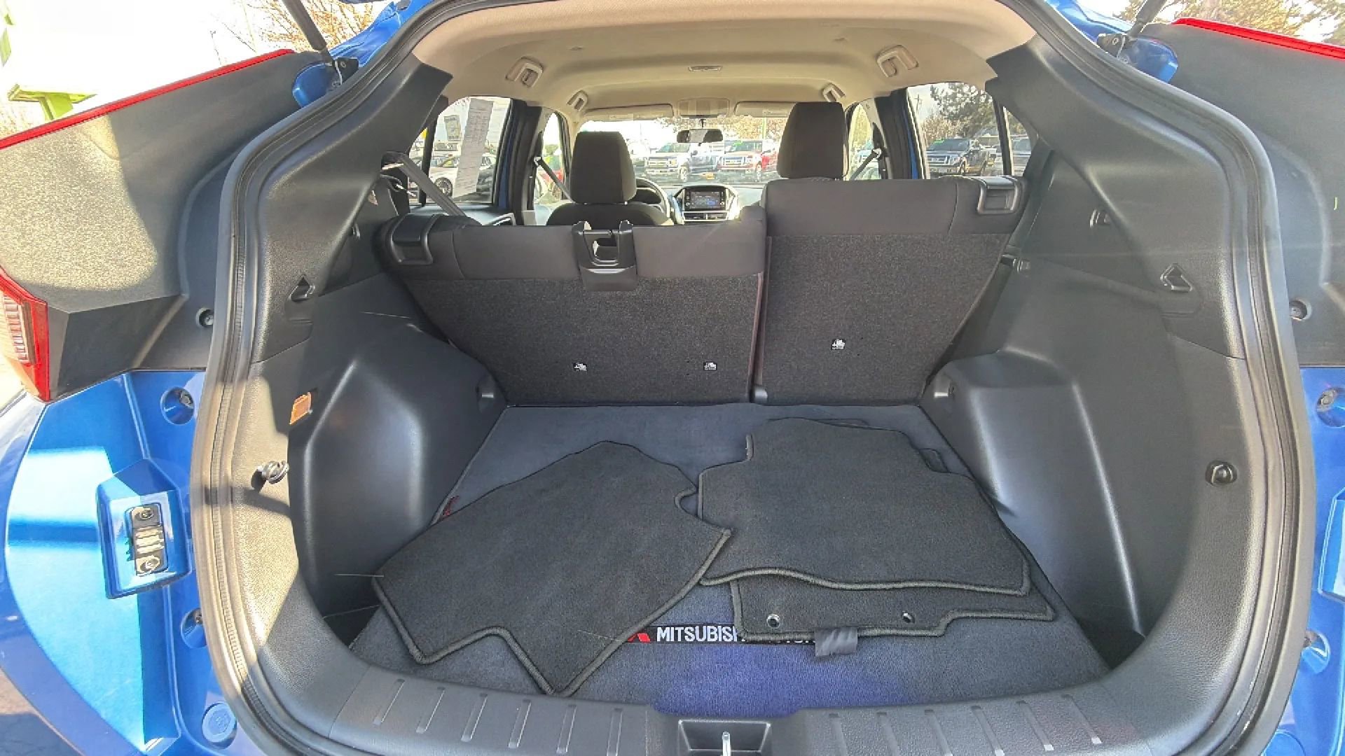 Used 2018 Mitsubishi Eclipse Cross ES FWD image 12