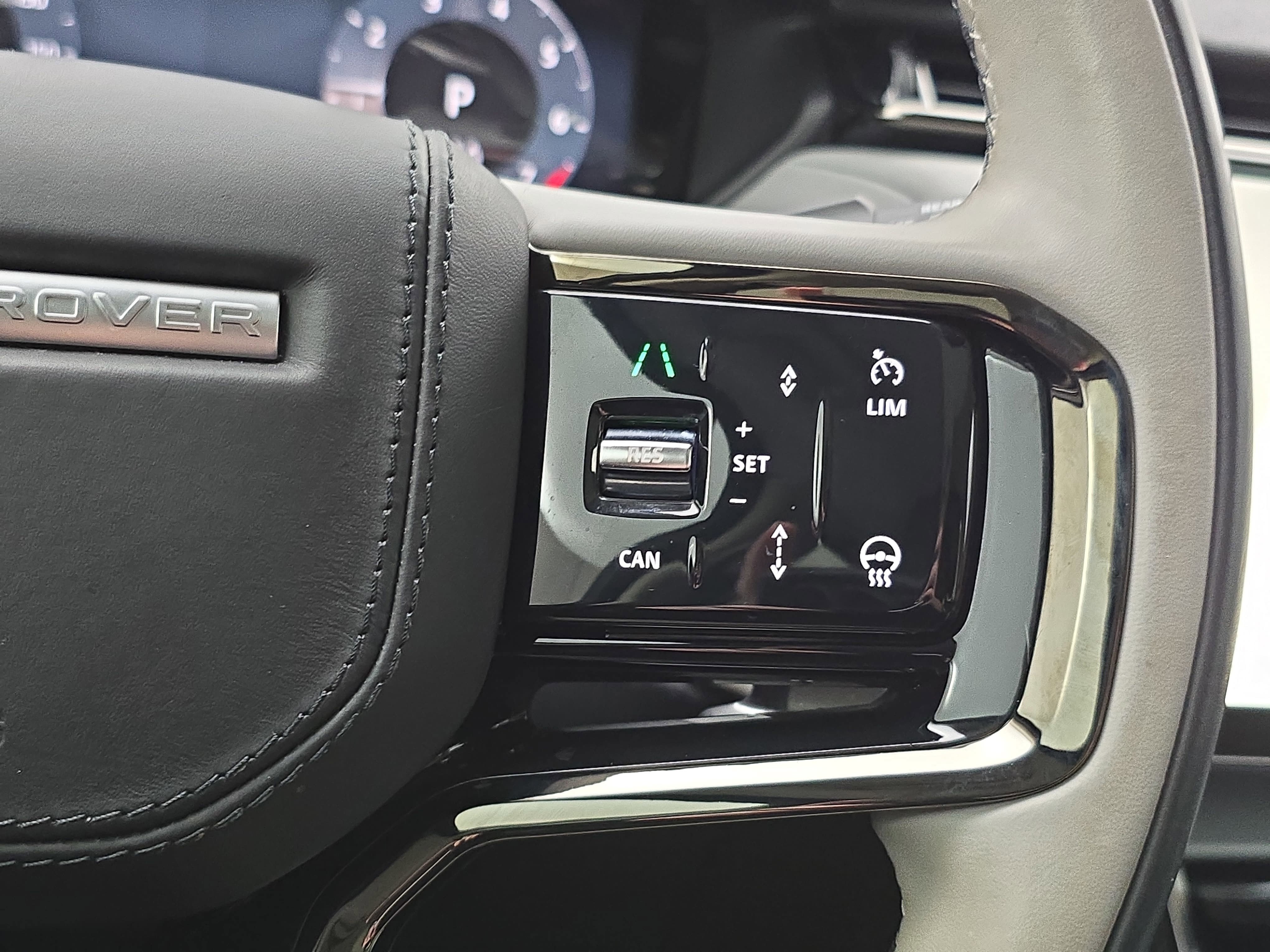 Certified 2025 Land Rover Range Rover Velar S image 18