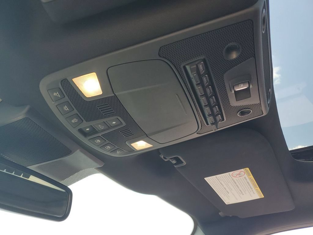 Used 2022 Ford F250 Lariat w/ Black Appearance Package AWD/4WD image 42