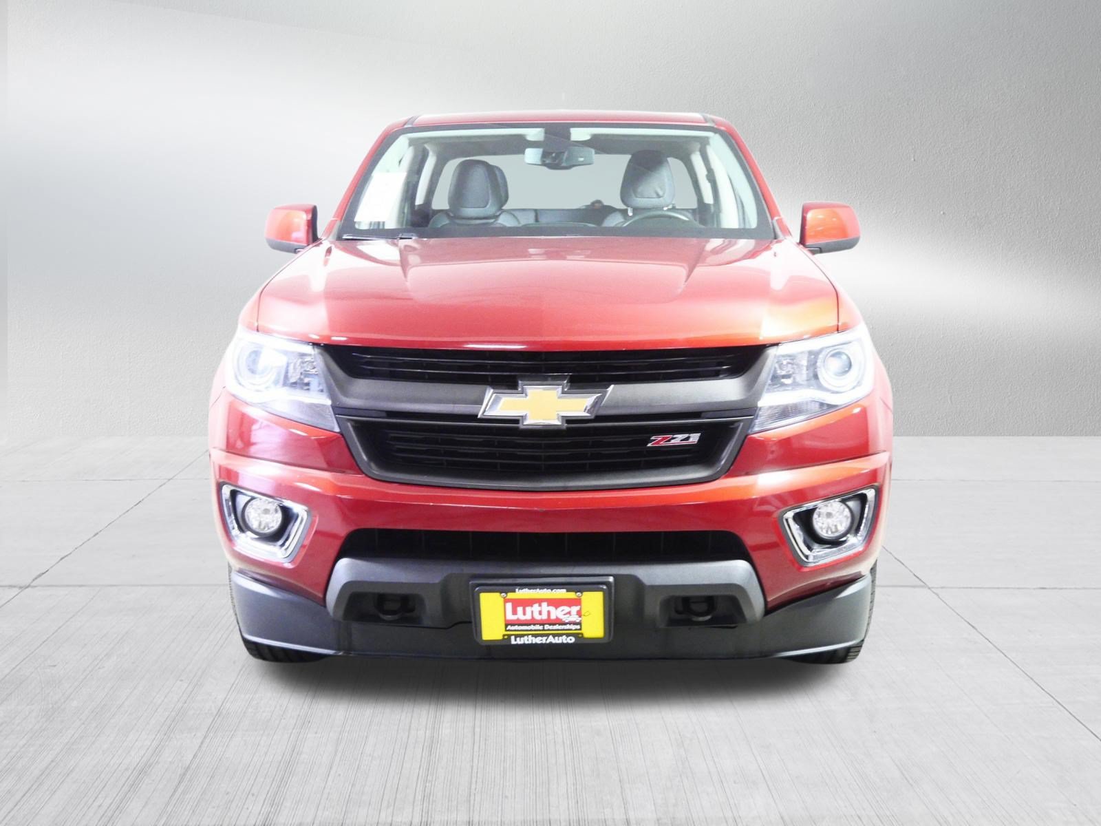 Used 2015 Chevrolet Colorado Z71 AWD/4WD image 2