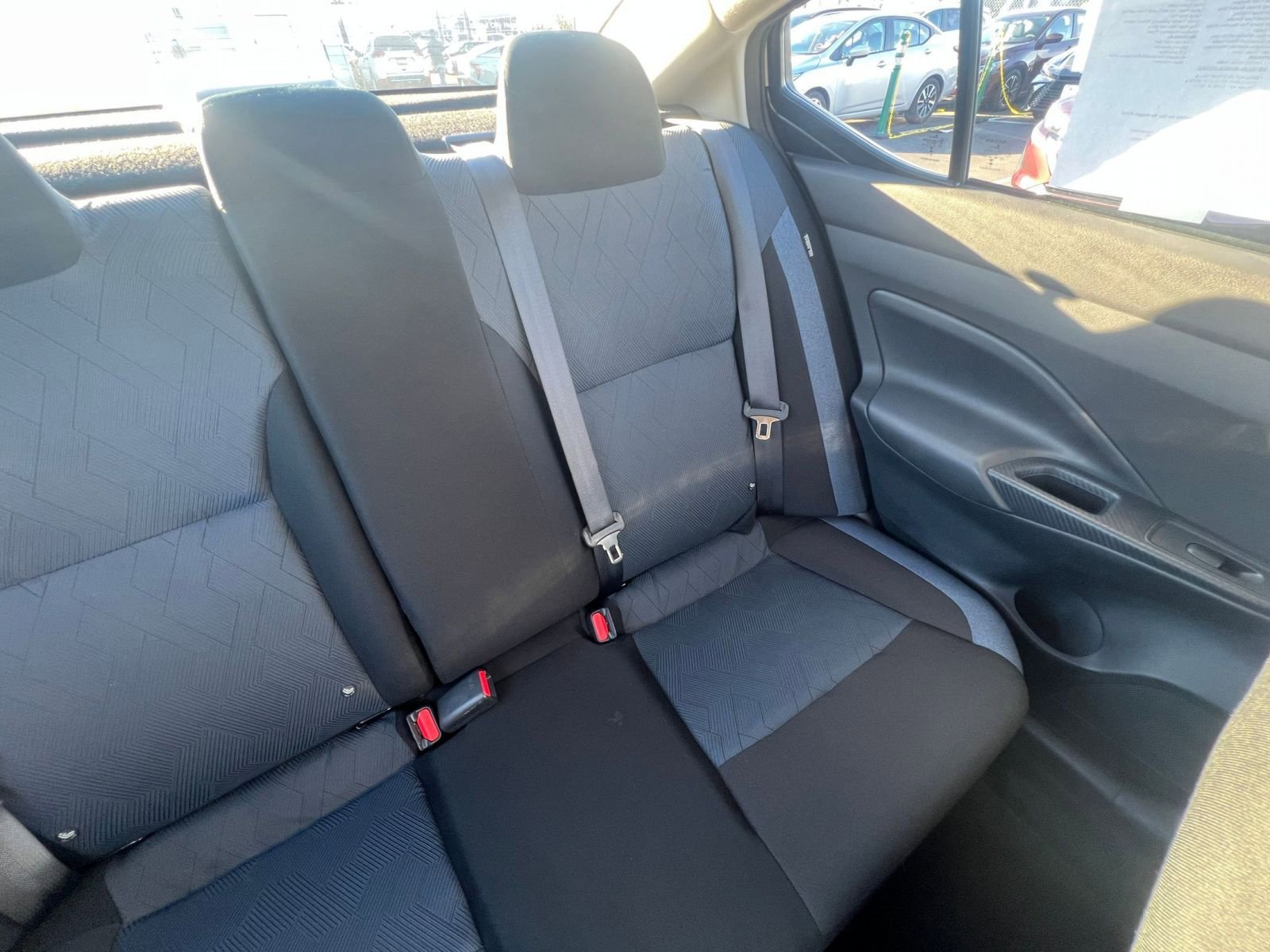 Used 2025 Nissan Versa SV image 32