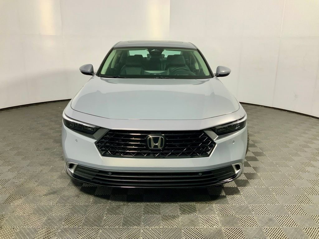 Used 2025 Honda Accord Touring image 7