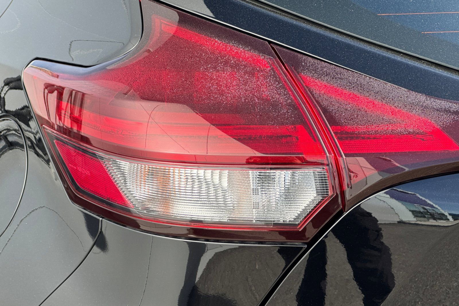 Used 2023 Nissan Kicks SV image 31