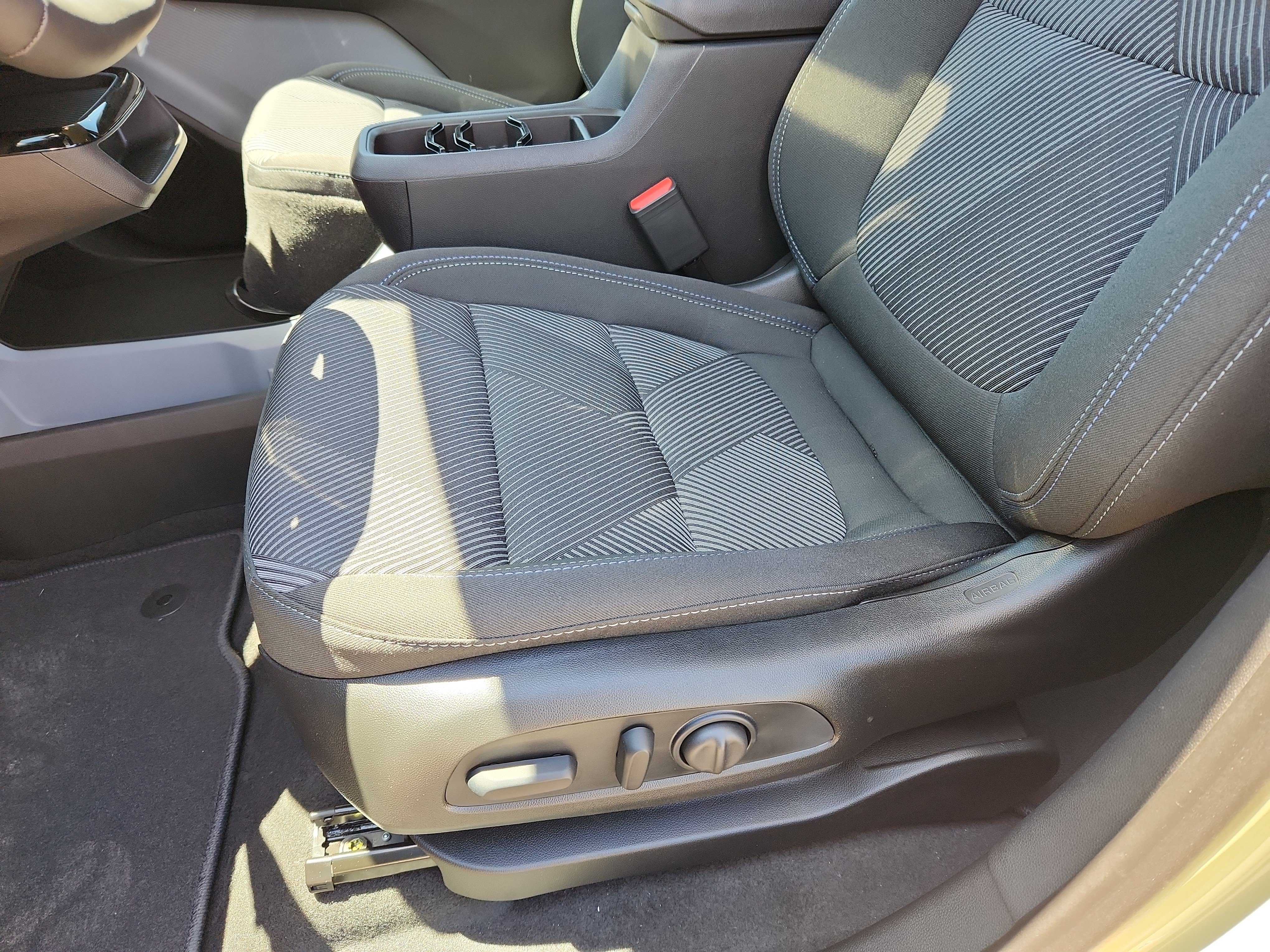 New 2027 Chevrolet Bolt LT w/ Comfort Package FWD image 10