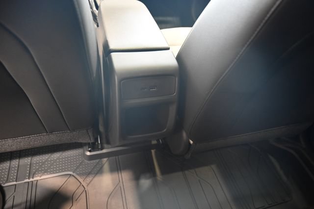 New 2026 Chevrolet Trax LT w/ Sunroof Package FWD image 26