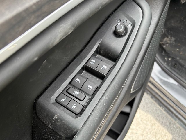 New 2026 Jeep Grand Cherokee Limited AWD/4WD image 13