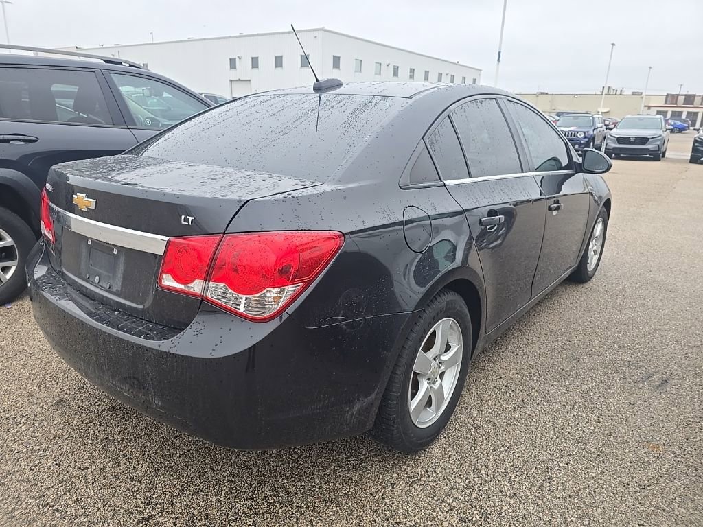 Used 2015 Chevrolet Cruze LT image 3
