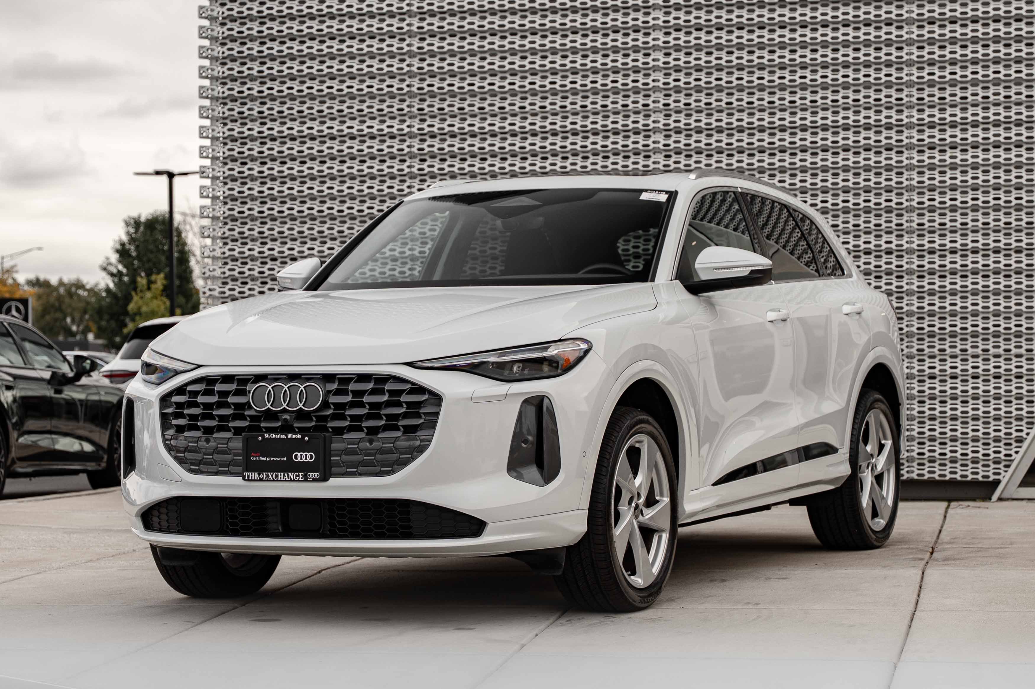 Certified 2025 Audi Q5 Premium AWD/4WD image 7