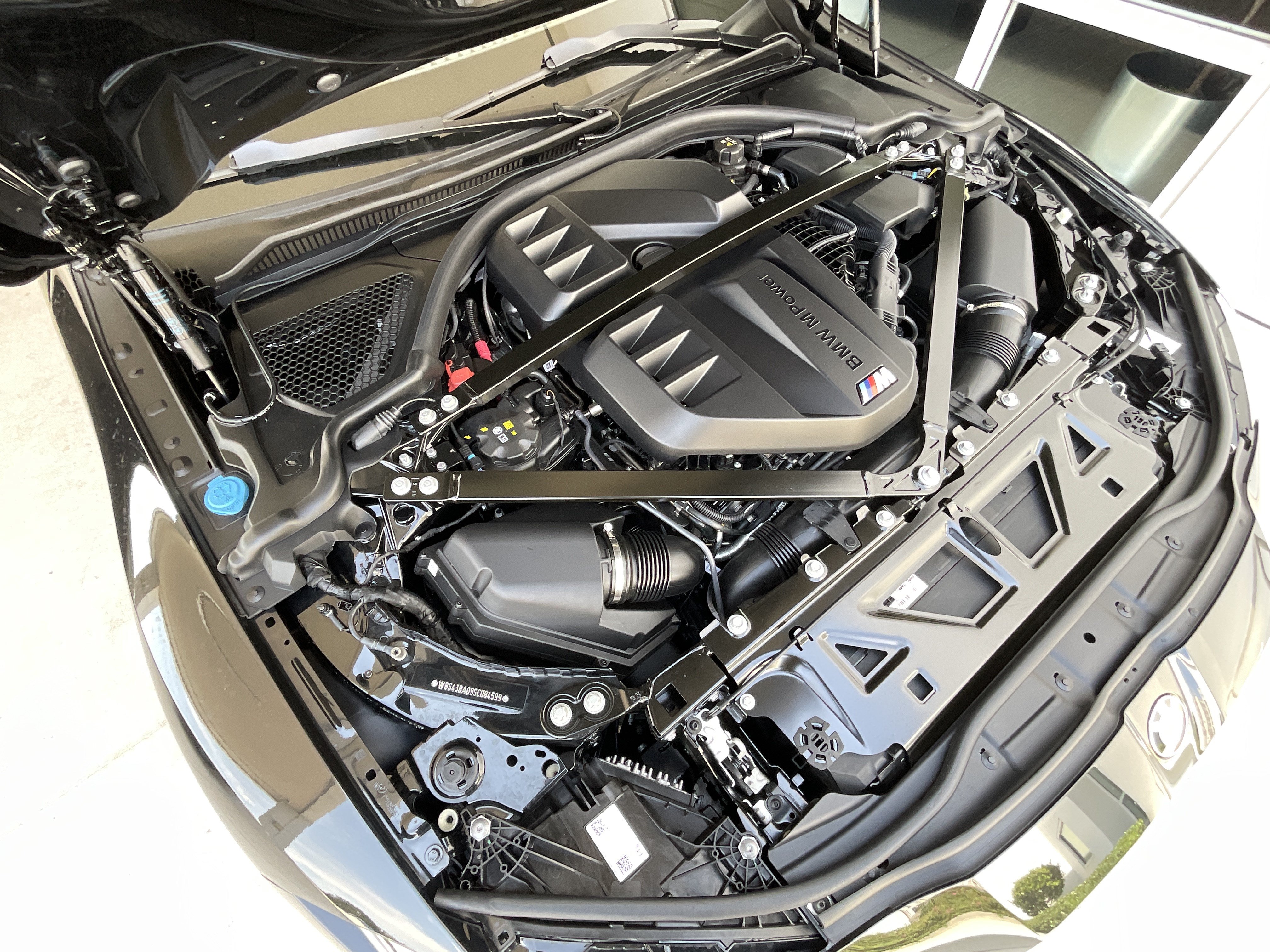 Certified 2025 BMW M4 xDrive Competition AWD/4WD image 32