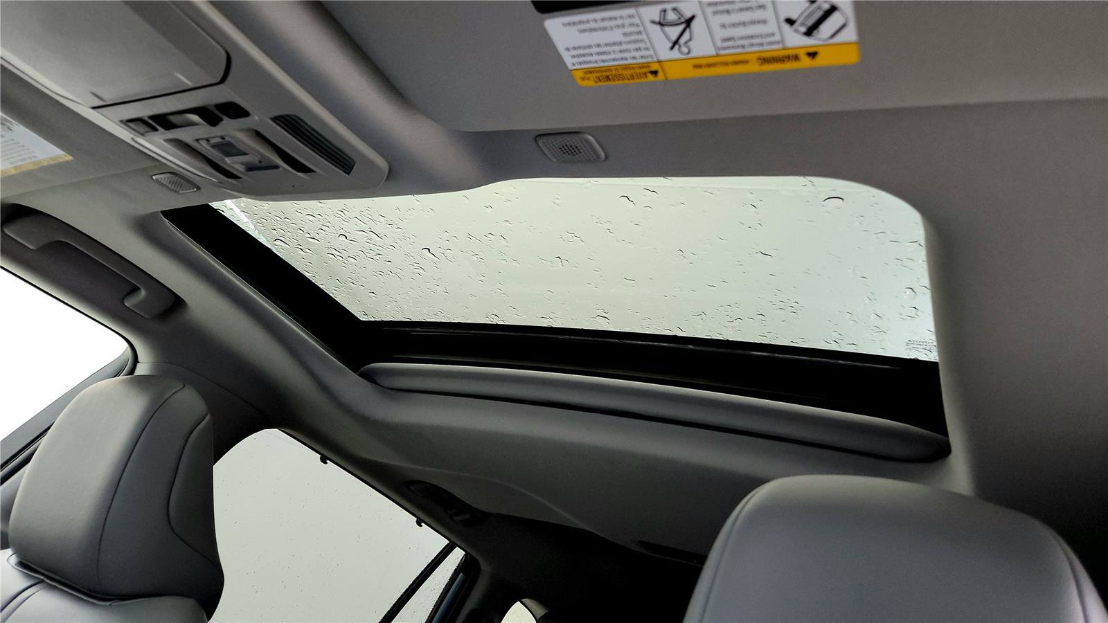 Certified 2023 Toyota Highlander XLE image 20