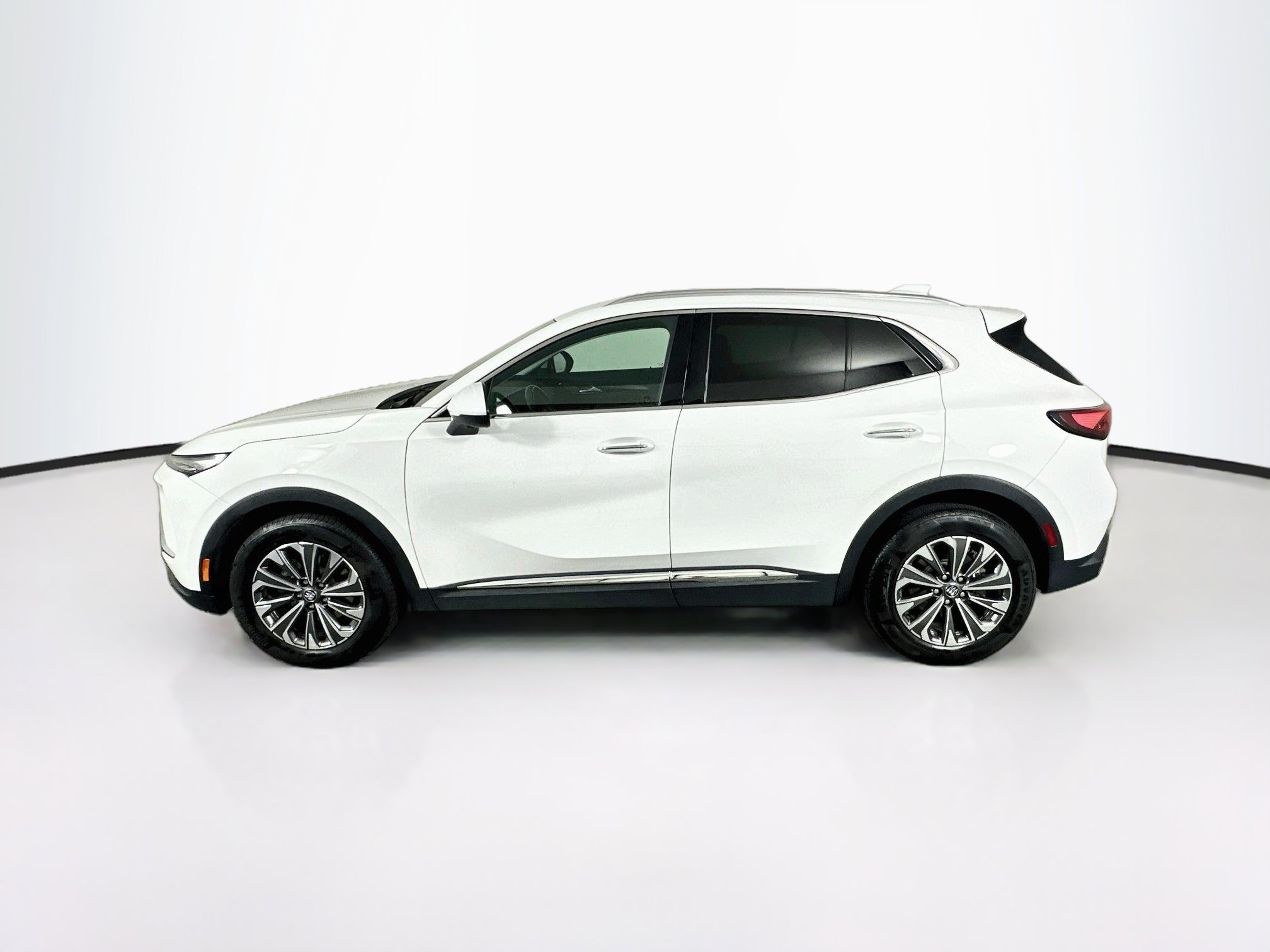 Used 2024 Buick Envision Preferred AWD/4WD image 4