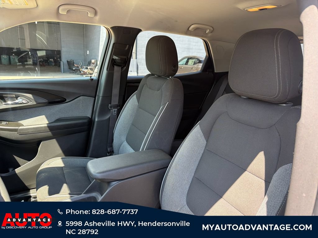 Used 2021 Chevrolet TrailBlazer LT w/ Convenience Package FWD image 12