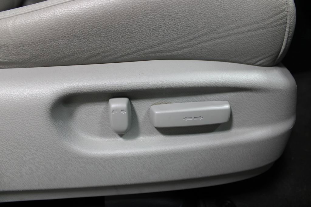 Used 2020 Honda Pilot Touring image 36