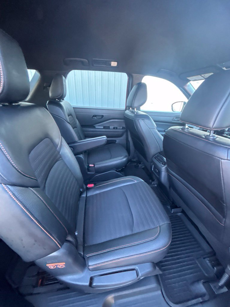 Used 2024 Nissan Pathfinder Rock Creek AWD/4WD image 22