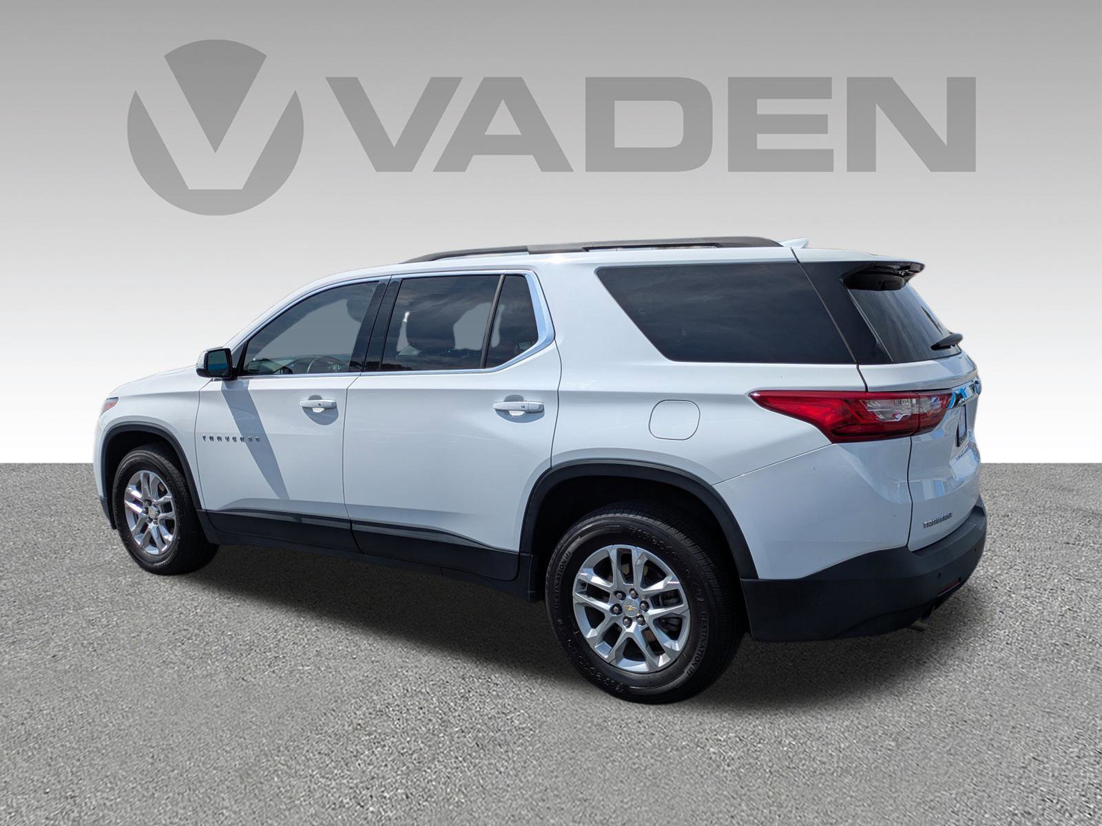 Used 2020 Chevrolet Traverse LT image 29