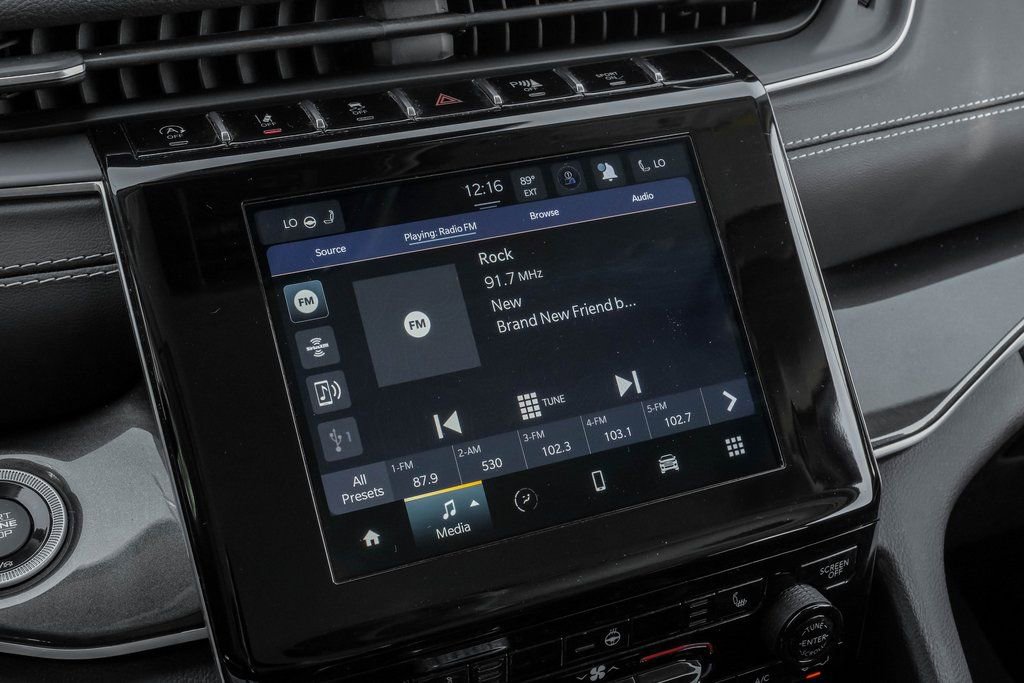 Used 2022 Jeep Grand Cherokee Laredo w/ Luxury Tech Group I image 6