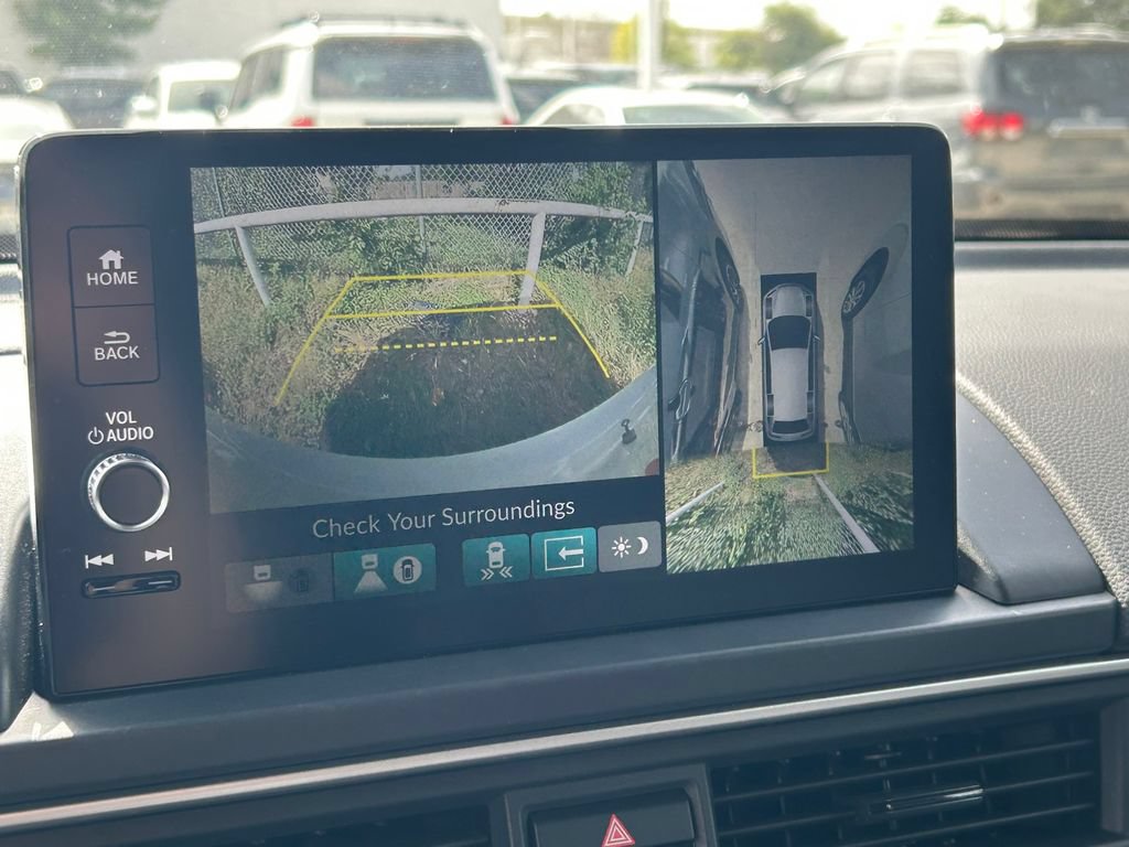 Used 2023 Honda Pilot Elite image 39