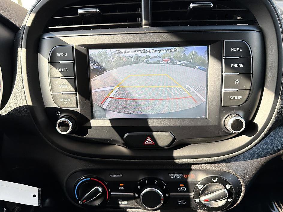 Used 2020 Kia Soul LX image 15