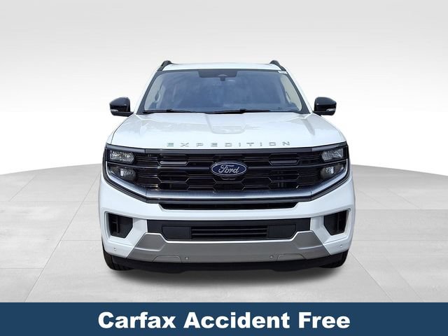 Used 2025 Ford Expedition Max Platinum AWD/4WD image 3