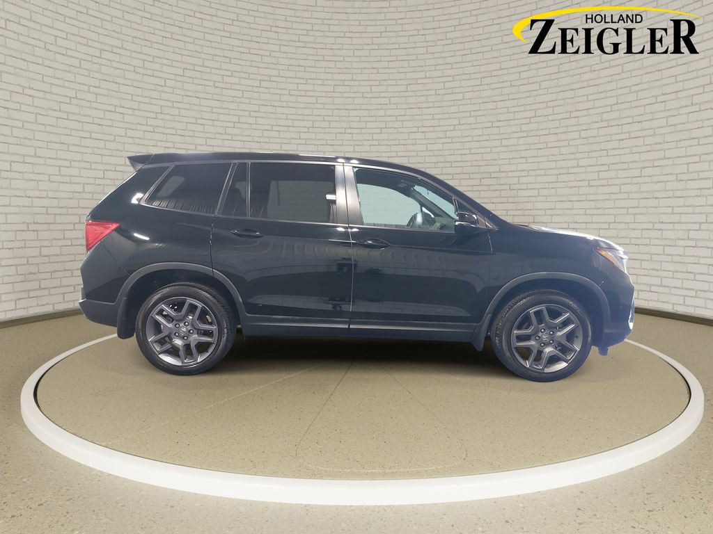 Used 2023 Honda Passport EX-L image 4