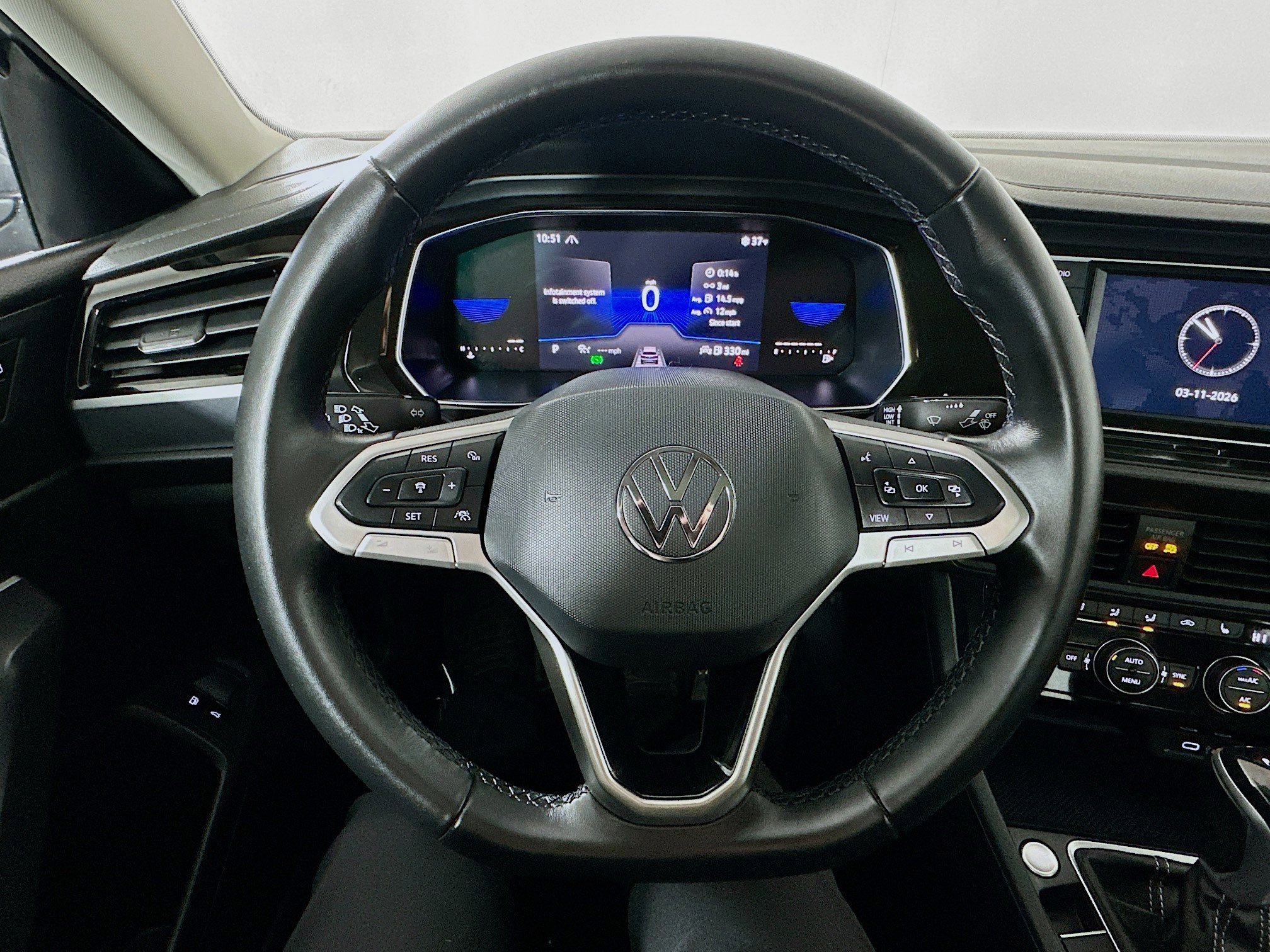 Certified 2022 Volkswagen Jetta SE image 11