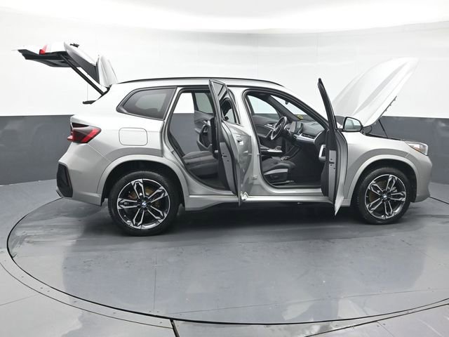 Used 2023 BMW X1 xDrive28i w/ Premium Package image 59