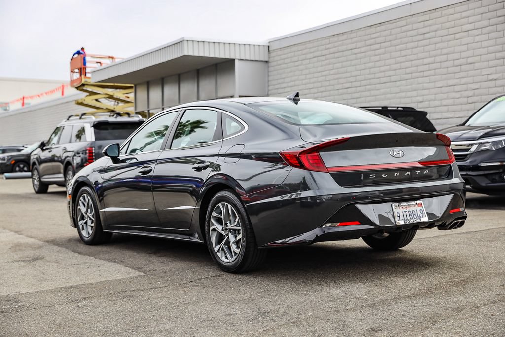 Used 2023 Hyundai Sonata SEL FWD image 4