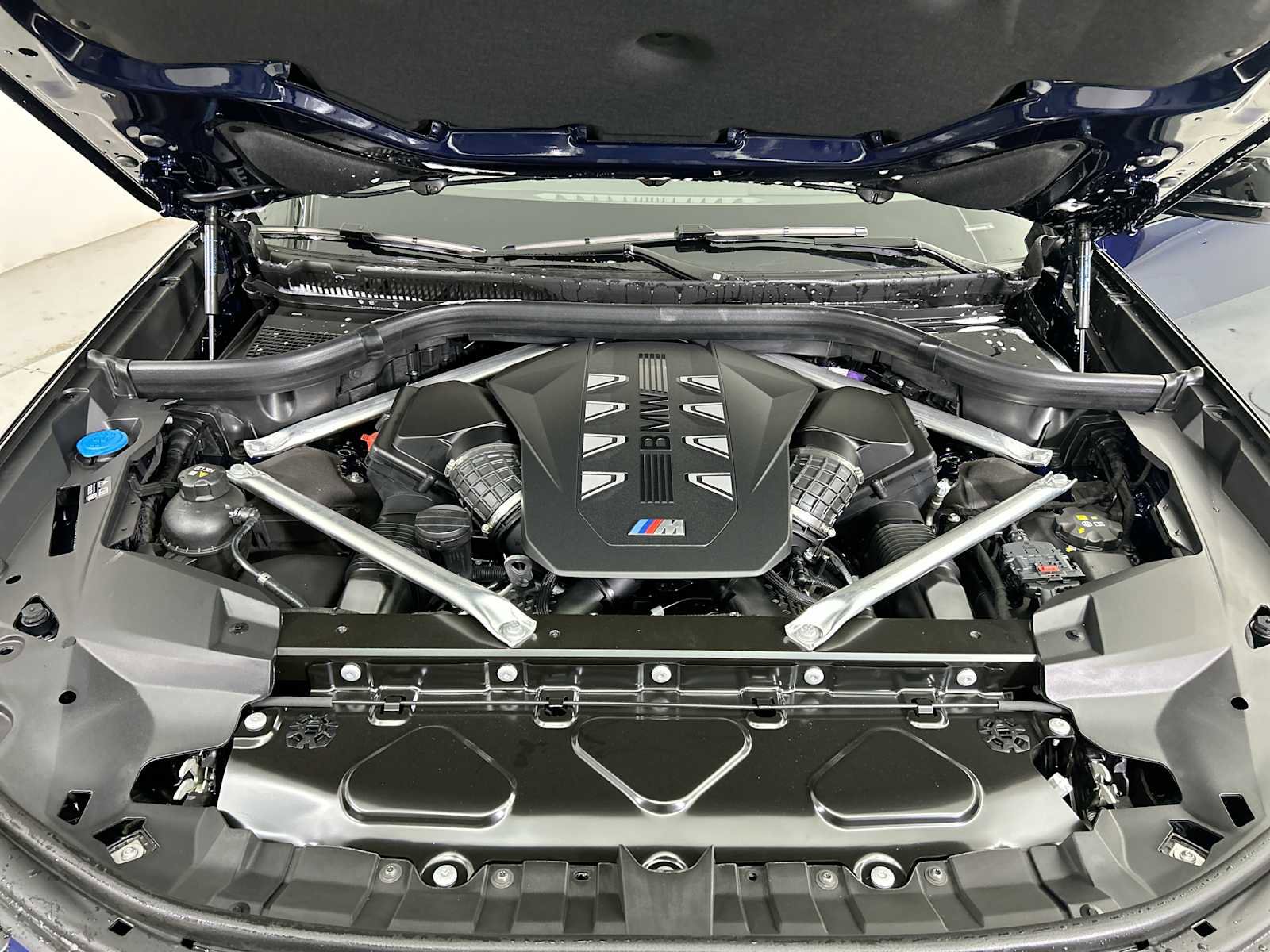 New 2026 BMW X7 M60i image 18
