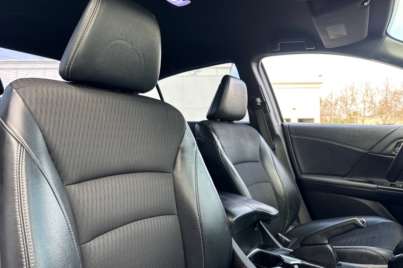 Used 2016 Honda Accord Sport image 30